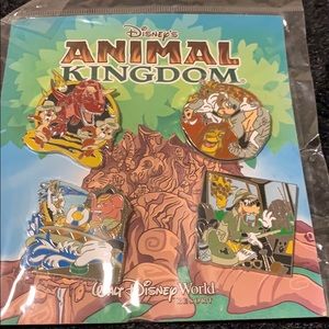 2009 Animal Kingdom Pin Booster Set
